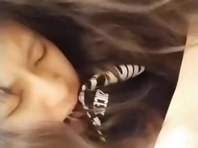 Địt doggy cô bạn thân da trắng vếu to ngon lành