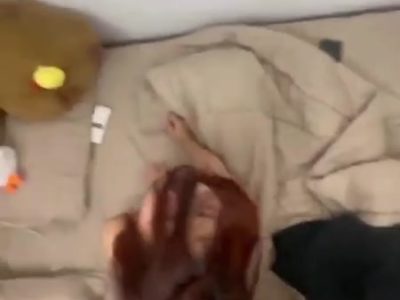 Đụ em gái xinh nhiều nước dâm đãng mê hàng