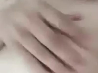 Em ghệ miền tây thích cưỡi ngựa đã quá trời